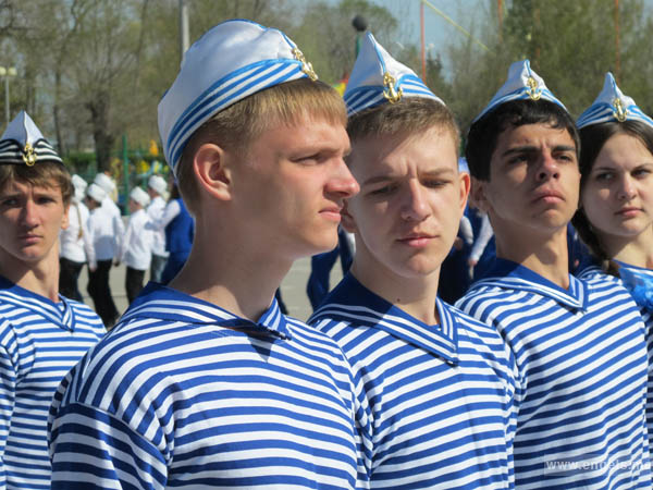 Среди почетных гостей смотра-конкурса юнармейских отрядов – Глава Энгельсского муниципального района Дмитрий Лобанов