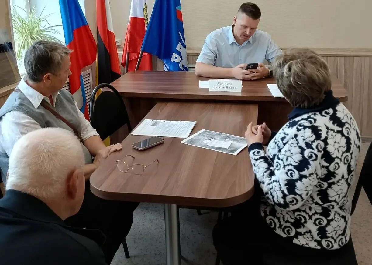 Константин Харюков провел прием граждан